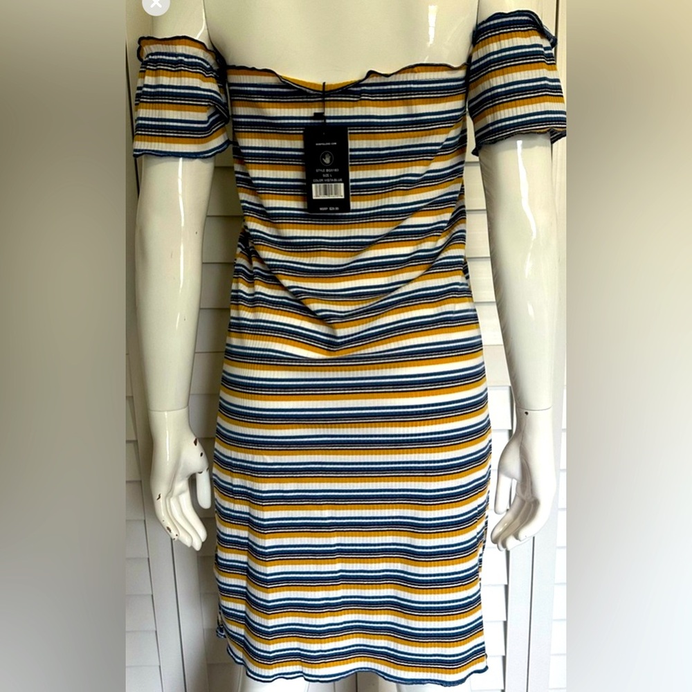 NWT BODY STRIPPED COLD SHOULDER DRESS WOMEN SIZE LARGE LARGE - Picture 6 of 10